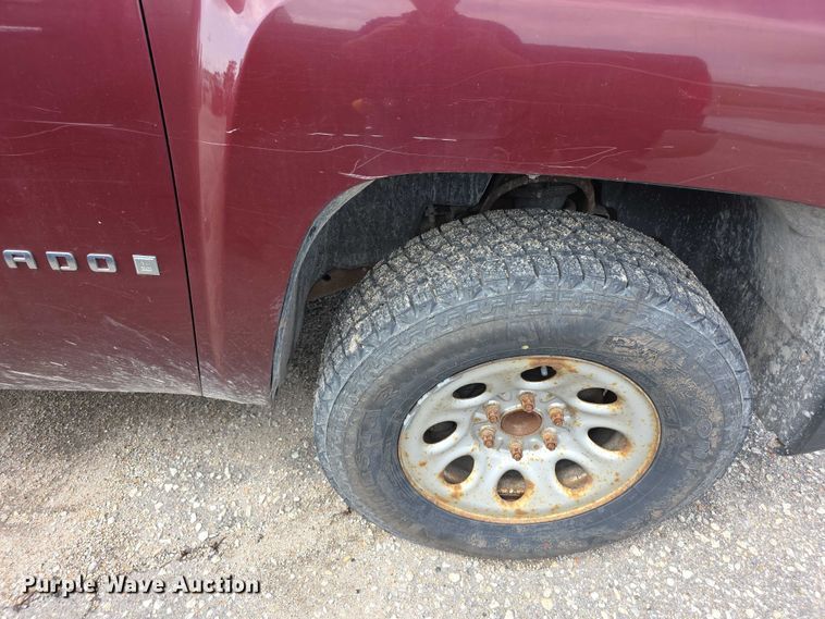 image for item FH6080 2007 Chevrolet Silverado 1500 Ext. Cab pickup truck