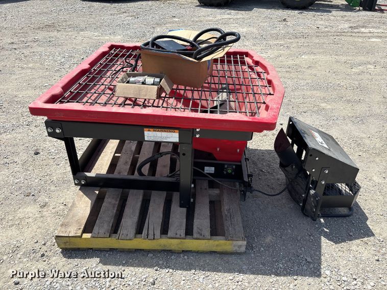 image for item FH7113 Western Tornado UTV utility vehicle spreader