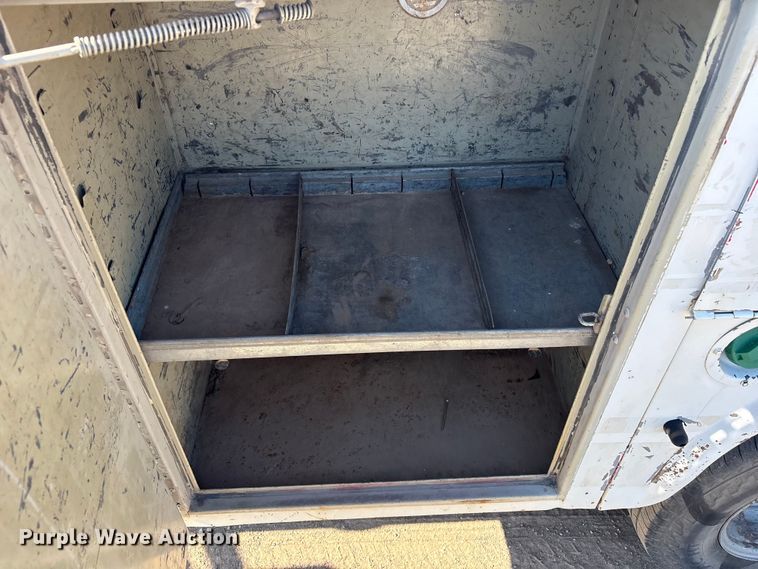 image for item FI0170 2007 GMC 3500 Crew Cab utility bed pickup truck