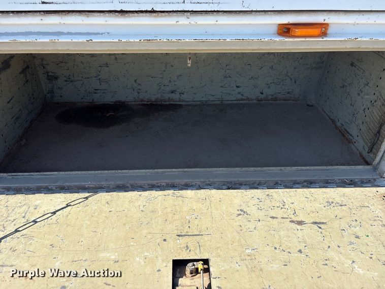 image for item FI0170 2007 GMC 3500 Crew Cab utility bed pickup truck