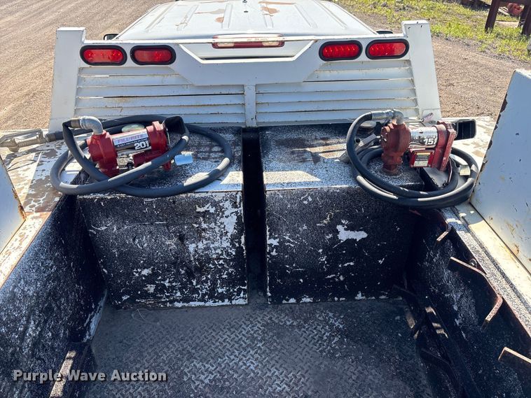 image for item FI0170 2007 GMC 3500 Crew Cab utility bed pickup truck