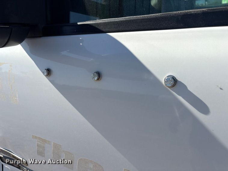 image for item FI0170 2007 GMC 3500 Crew Cab utility bed pickup truck