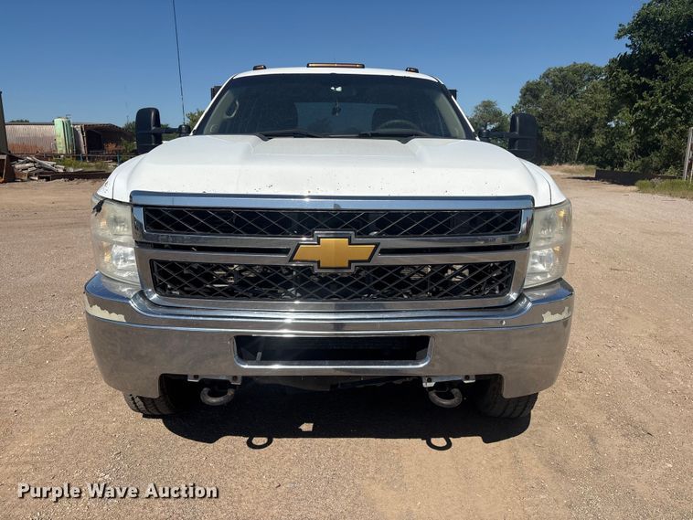 image for item FI0171 2012 Chevrolet Silverado 3500HD Crew Cab utility bed pickup truck