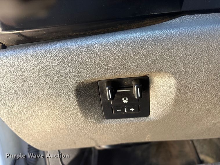 image for item FI0171 2012 Chevrolet Silverado 3500HD Crew Cab utility bed pickup truck