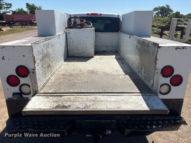 image for item FI0172 2009 Chevrolet Silverado 2500 HD Crew Cab utility bed pickup truck