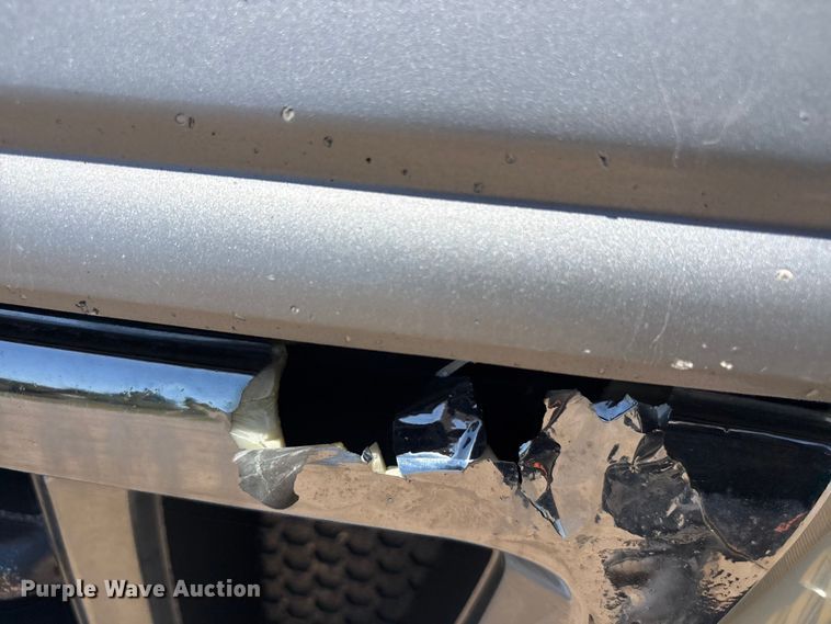 image for item FI0175 2005 Ford E350 van
