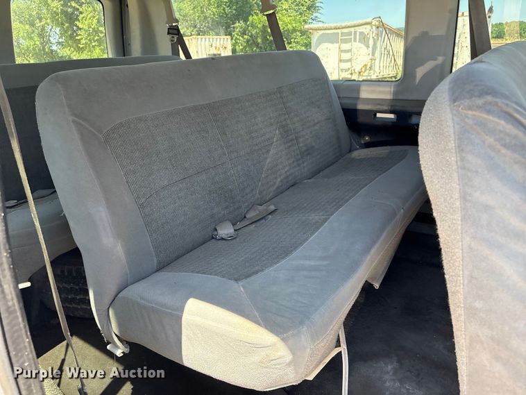 image for item FI0175 2005 Ford E350 van