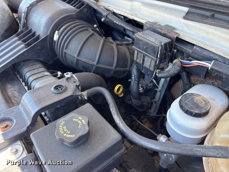 image for item FI0175 2005 Ford E350 van