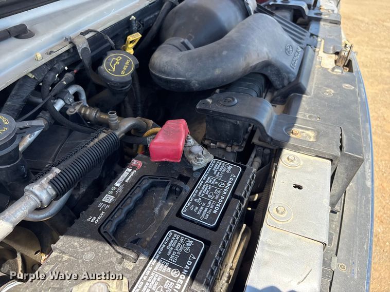 image for item FI0175 2005 Ford E350 van