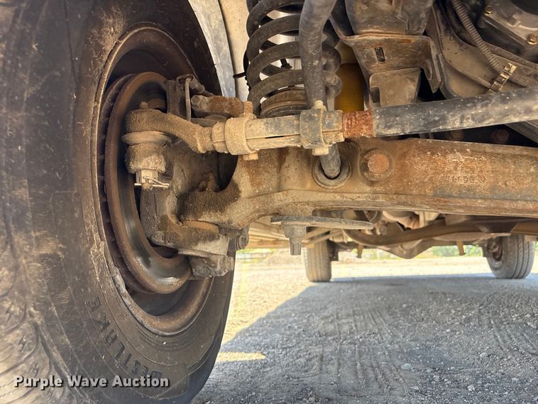 image for item FI0175 2005 Ford E350 van