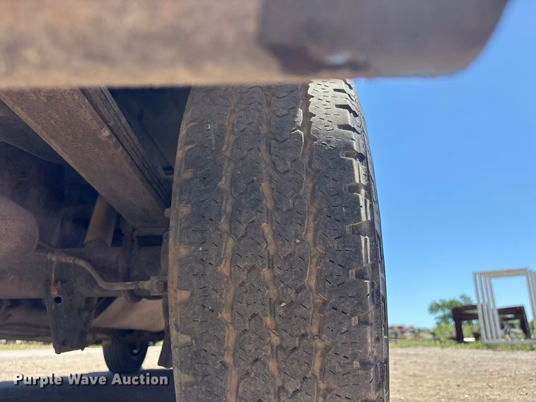image for item FI0175 2005 Ford E350 van