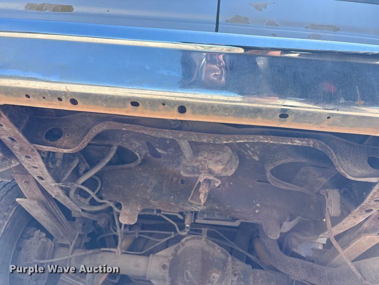 image for item FI0175 2005 Ford E350 van