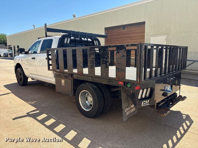 image for item FI0179 2019 RAM 3500 Crew Cab flatbed pickup truck