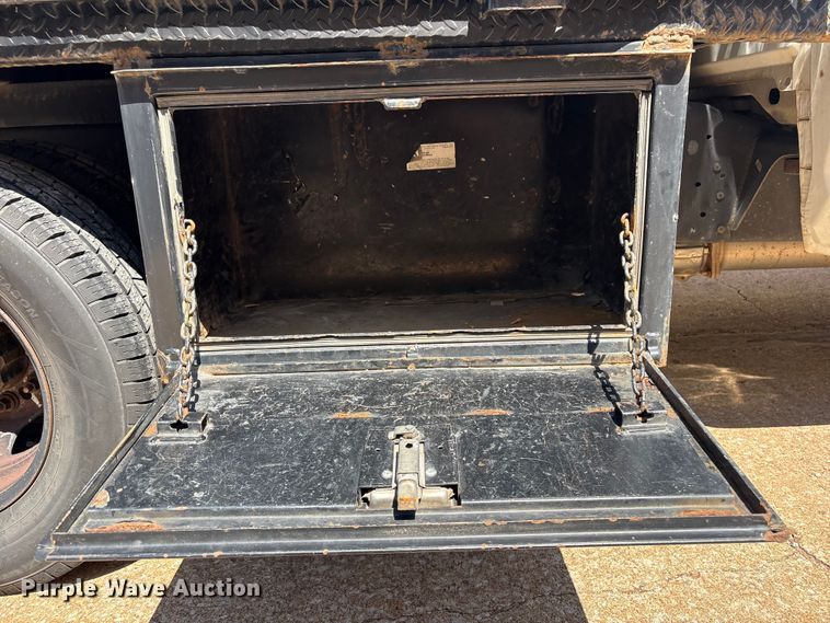 image for item FI0179 2019 RAM 3500 Crew Cab flatbed pickup truck