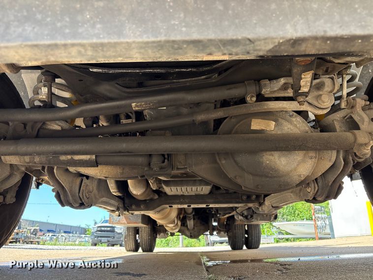 image for item FI0179 2019 RAM 3500 Crew Cab flatbed pickup truck
