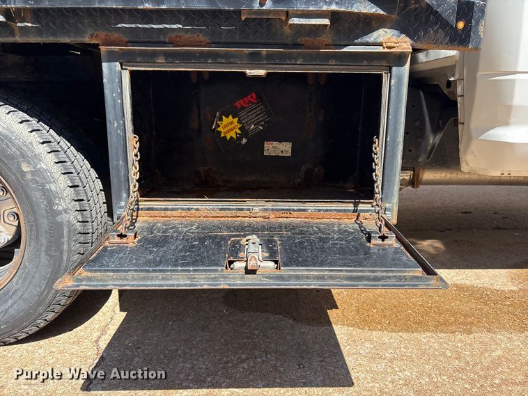 image for item FI0180 2020 RAM 3500 Crew Cab flatbed pickup truck
