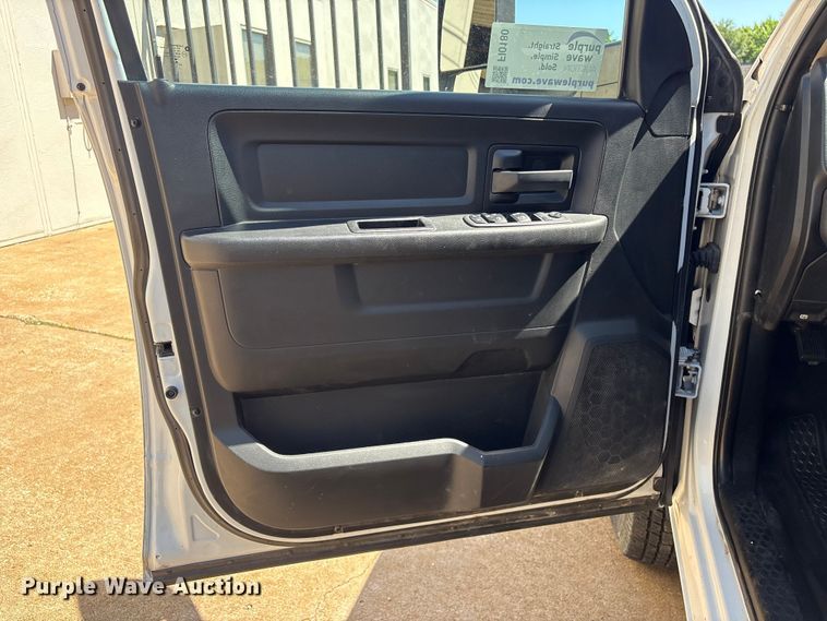 image for item FI0180 2020 RAM 3500 Crew Cab flatbed pickup truck