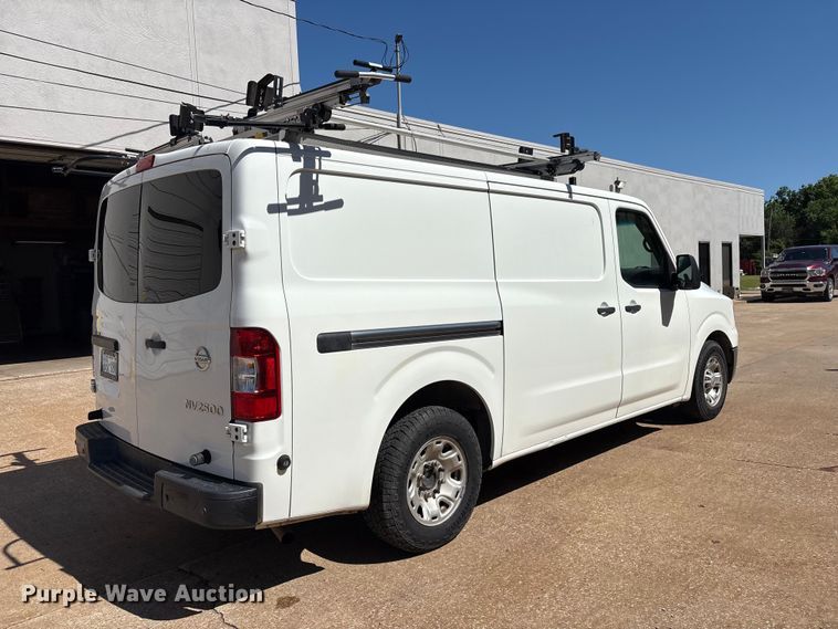 image for item FI0181 2019 Nissan NV2500 van