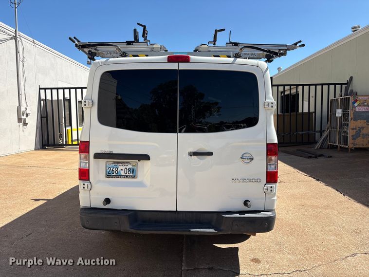 image for item FI0181 2019 Nissan NV2500 van