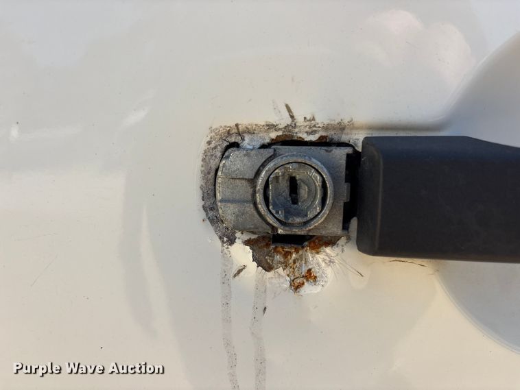 image for item FI0181 2019 Nissan NV2500 van