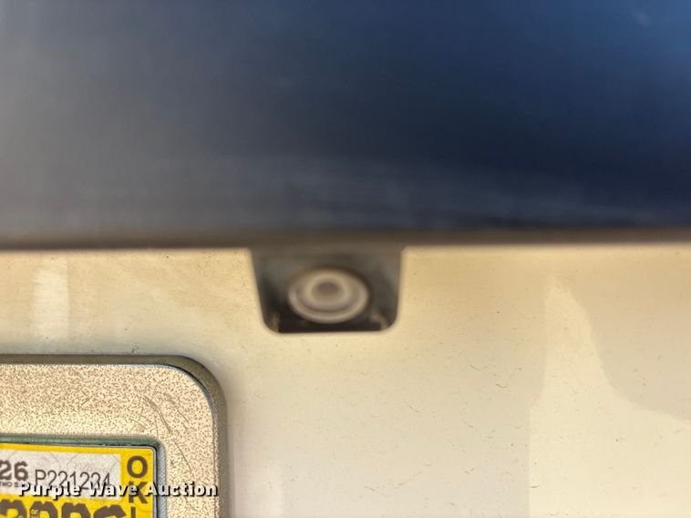 image for item FI0181 2019 Nissan NV2500 van