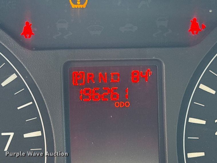 image for item FI0181 2019 Nissan NV2500 van