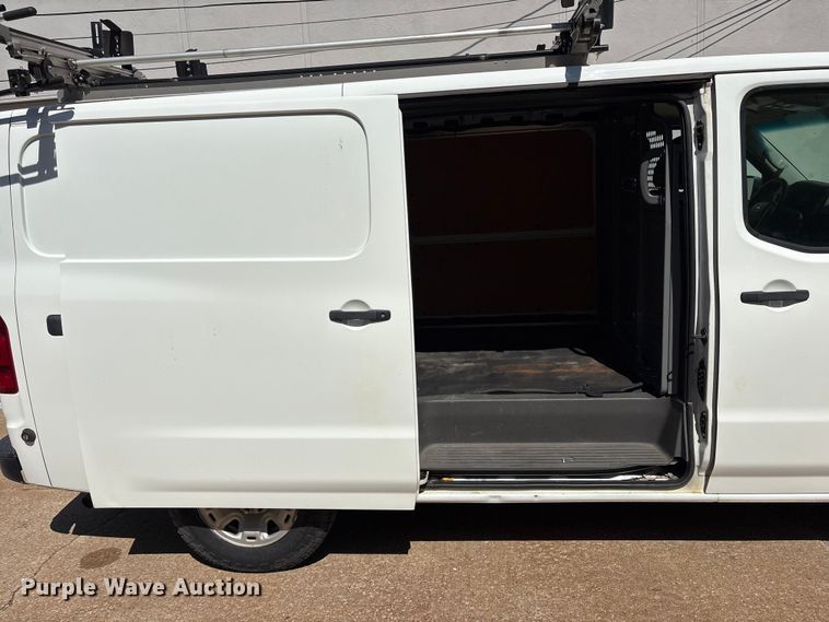 image for item FI0181 2019 Nissan NV2500 van