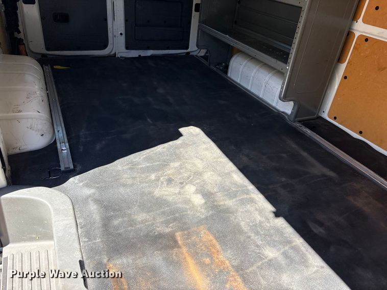 image for item FI0181 2019 Nissan NV2500 van