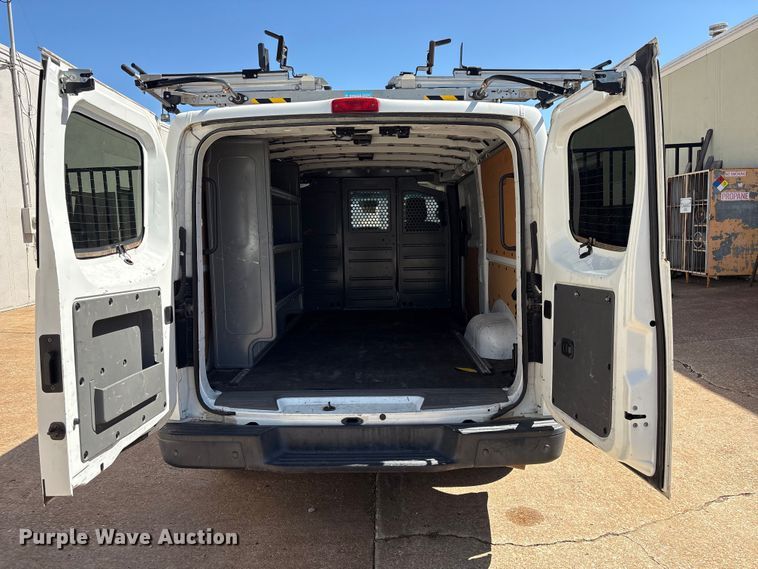 image for item FI0181 2019 Nissan NV2500 van