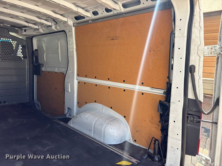 image for item FI0181 2019 Nissan NV2500 van