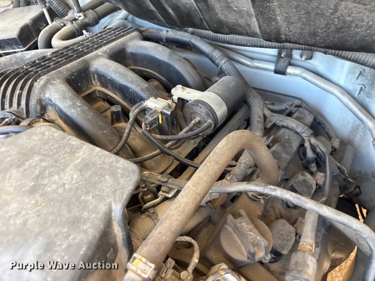 image for item FI0181 2019 Nissan NV2500 van