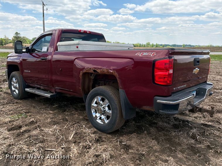 image for item FK0181 2015 Chevrolet Silverado 3500HD pickup truck