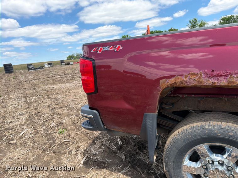 image for item FK0181 2015 Chevrolet Silverado 3500HD pickup truck