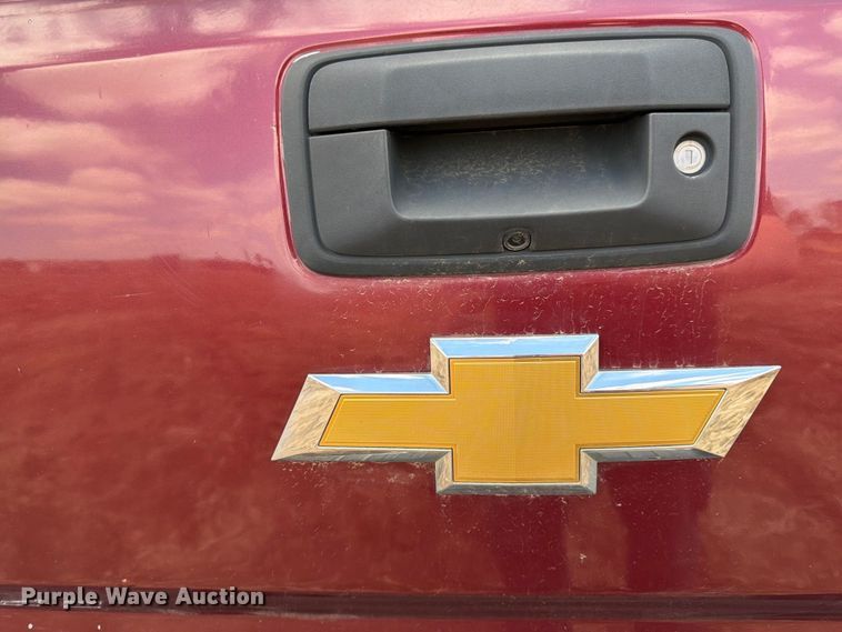 image for item FK0181 2015 Chevrolet Silverado 3500HD pickup truck