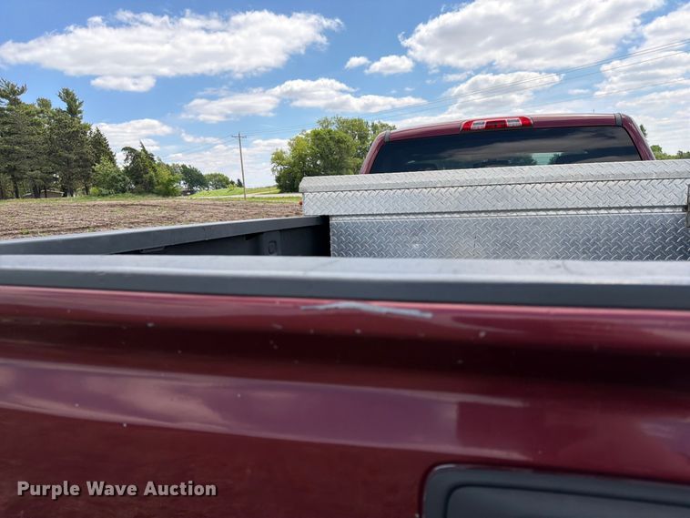 image for item FK0181 2015 Chevrolet Silverado 3500HD pickup truck