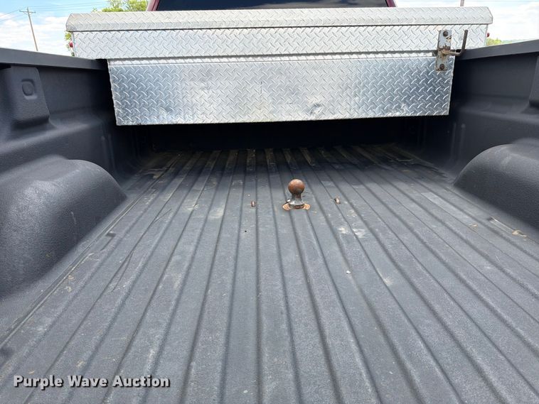 image for item FK0181 2015 Chevrolet Silverado 3500HD pickup truck