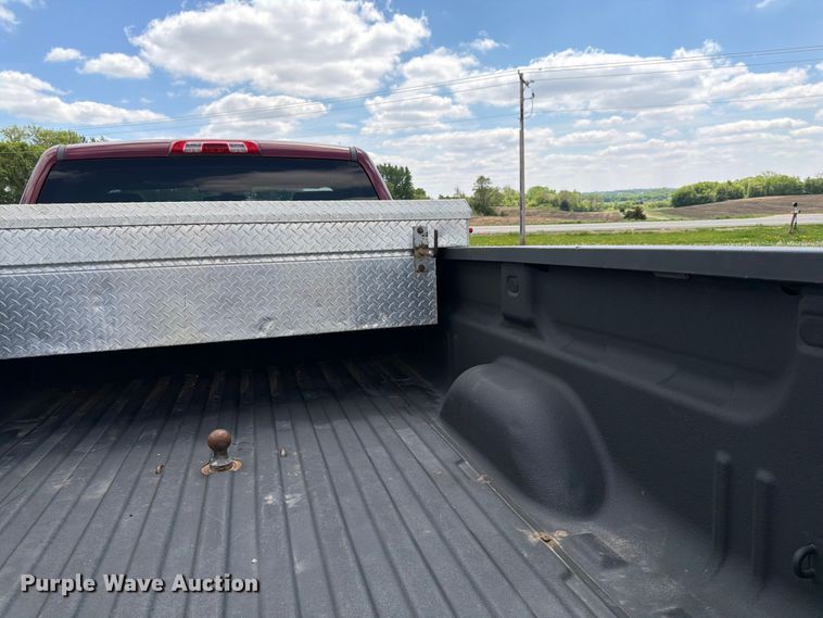 image for item FK0181 2015 Chevrolet Silverado 3500HD pickup truck
