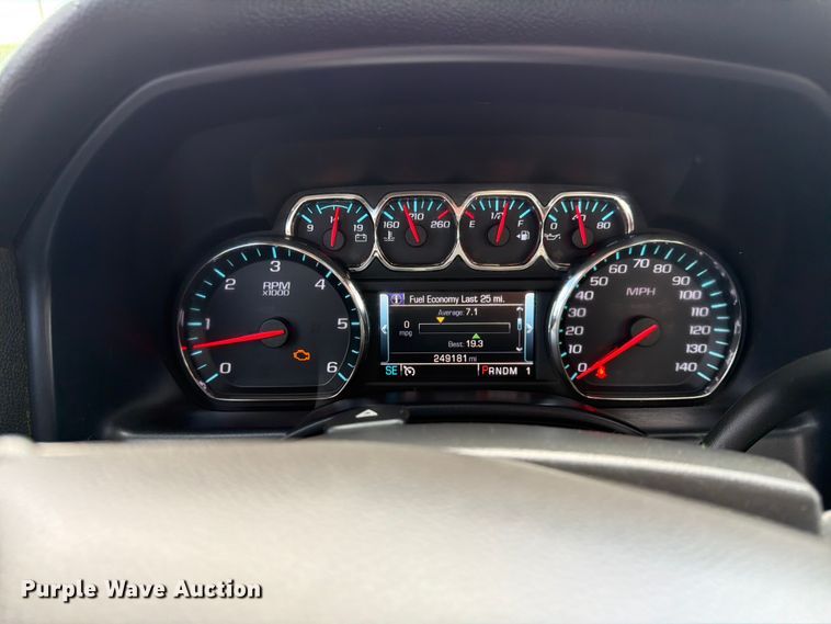 image for item FK0181 2015 Chevrolet Silverado 3500HD pickup truck
