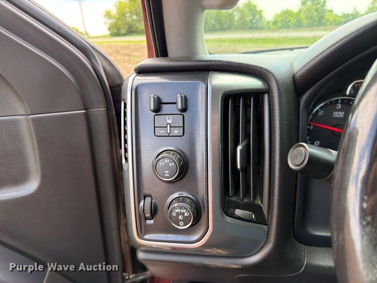 image for item FK0181 2015 Chevrolet Silverado 3500HD pickup truck