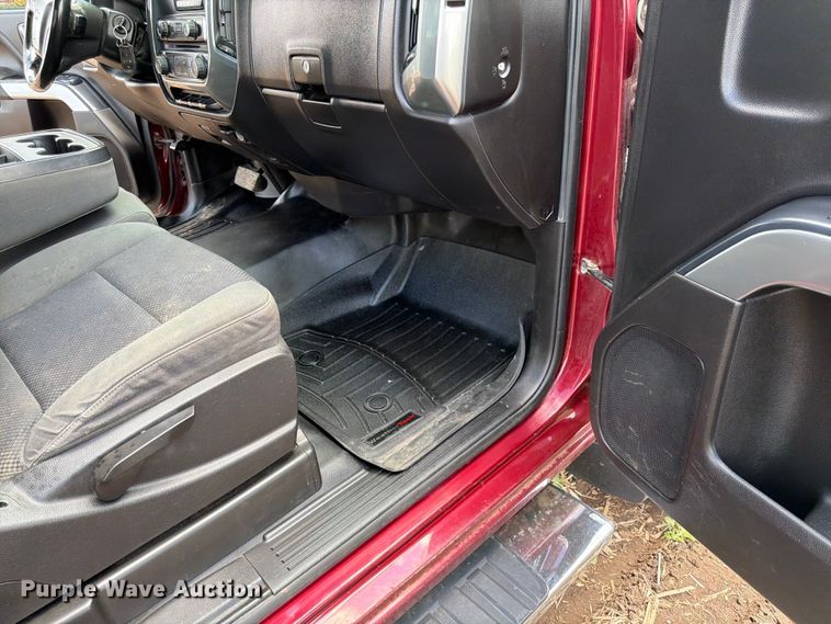 image for item FK0181 2015 Chevrolet Silverado 3500HD pickup truck