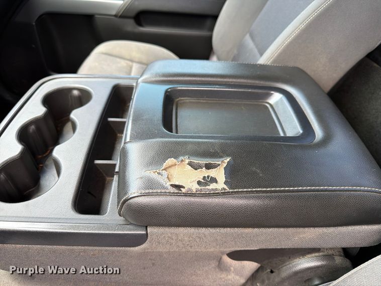image for item FK0181 2015 Chevrolet Silverado 3500HD pickup truck