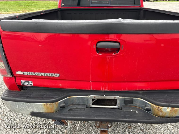 image for item FK1423 2007 Chevrolet Silverado 2500HD Ext. Cab pickup truck