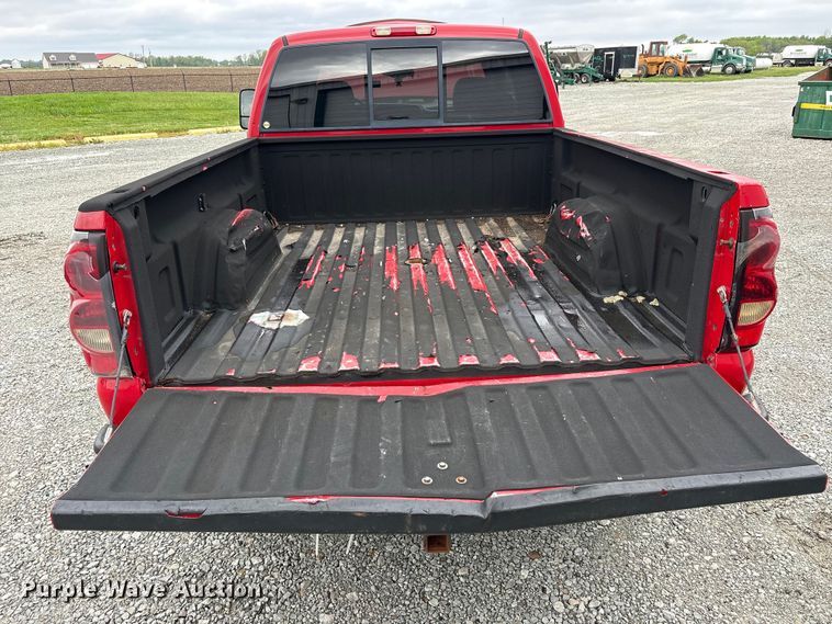 image for item FK1423 2007 Chevrolet Silverado 2500HD Ext. Cab pickup truck
