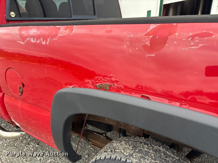 image for item FK1423 2007 Chevrolet Silverado 2500HD Ext. Cab pickup truck