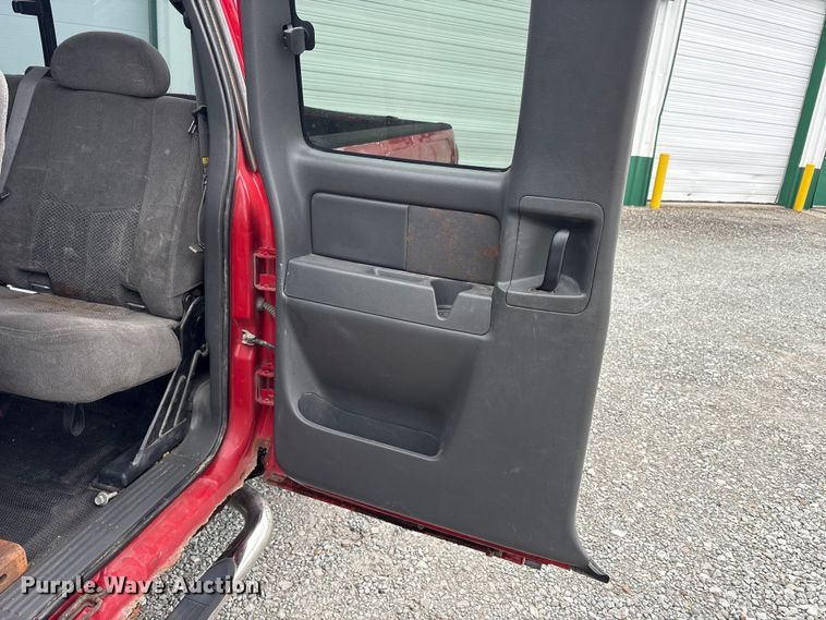 image for item FK1423 2007 Chevrolet Silverado 2500HD Ext. Cab pickup truck