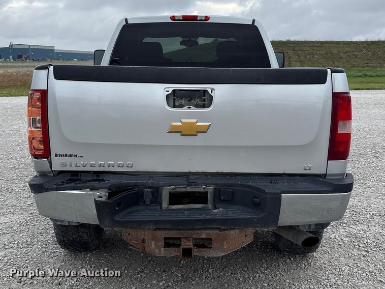 image for item FK1425 2013 Chevrolet Silverado 2500HD Ext. Cab pickup truck