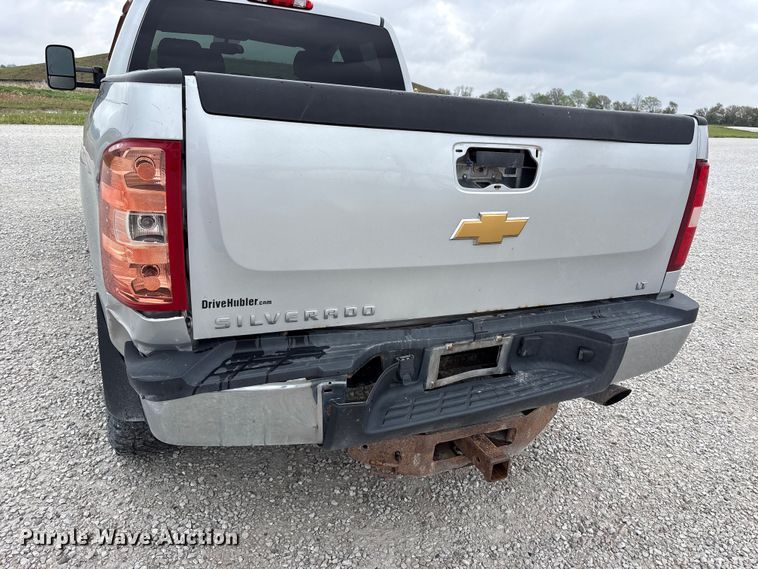 image for item FK1425 2013 Chevrolet Silverado 2500HD Ext. Cab pickup truck