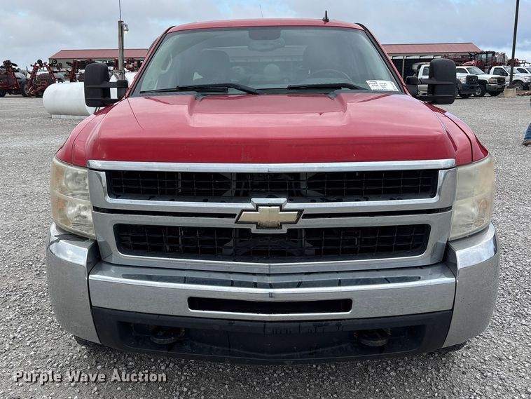 image for item FK1426 2009 Chevrolet Silverado 2500HD Crew Cab pickup truck