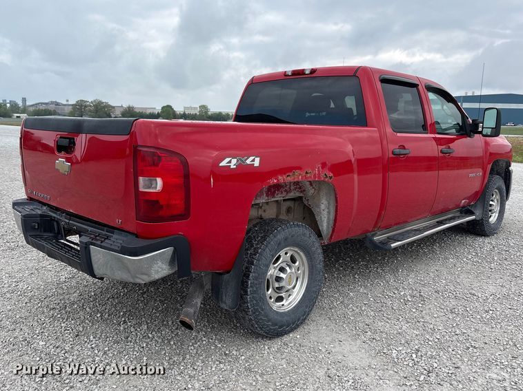 image for item FK1426 2009 Chevrolet Silverado 2500HD Crew Cab pickup truck
