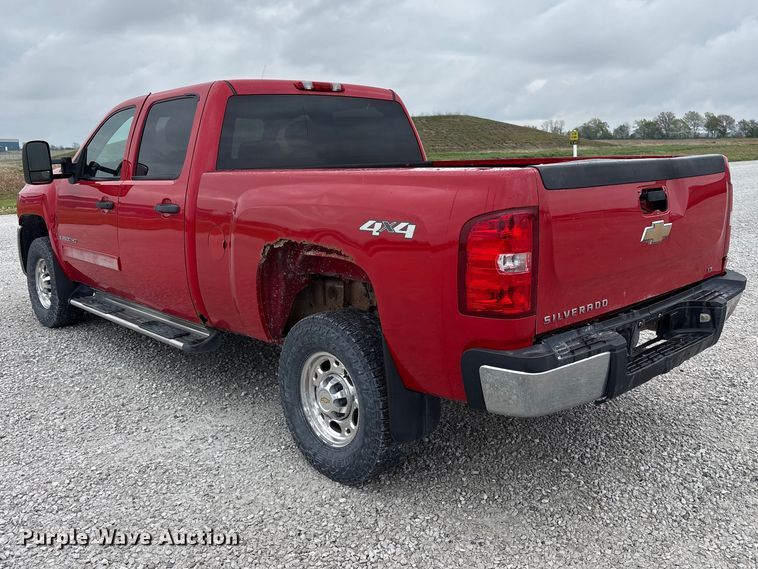 image for item FK1426 2009 Chevrolet Silverado 2500HD Crew Cab pickup truck